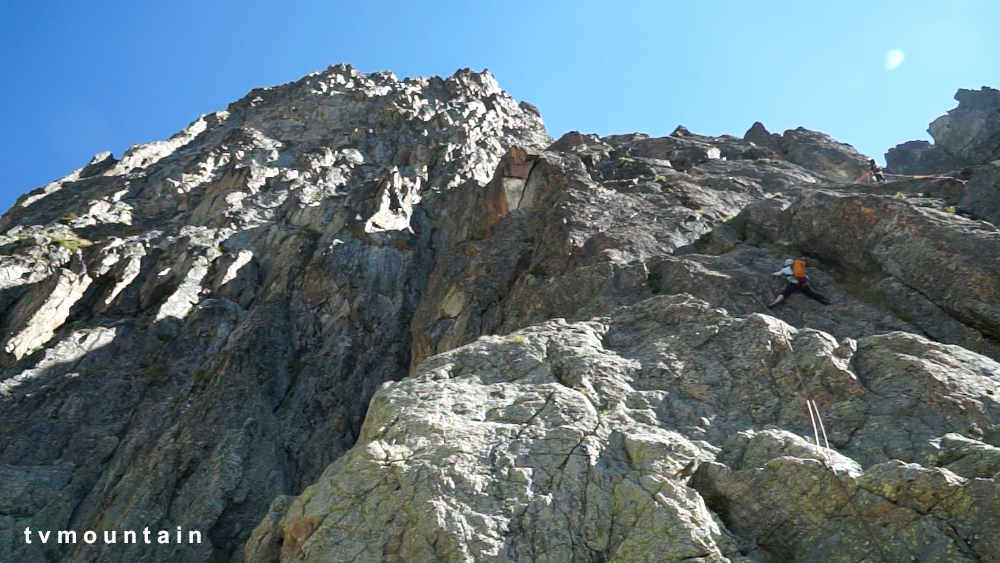 captain crochues tour des crochues aiguilles rouges chamonix mont blanc escalade alpinisme montagne tvmountain topo 01